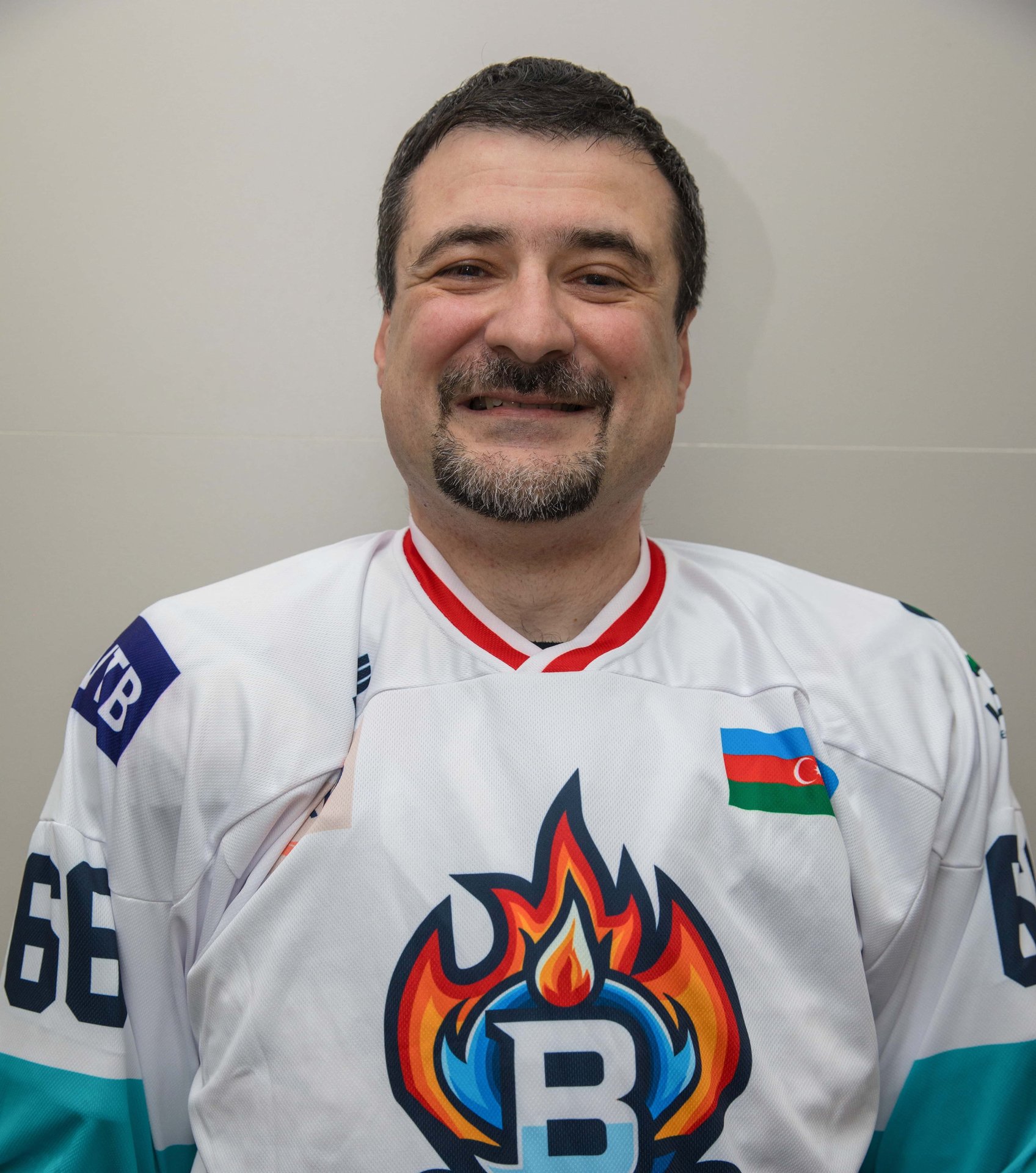 Анар Гусейнов